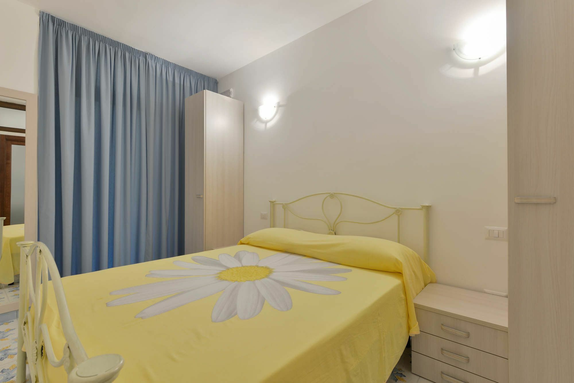 סנטה מריה די קסטלבאטה Hotel La Marina מראה חיצוני תמונה